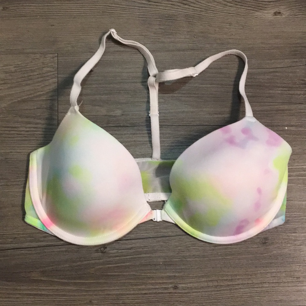 🆚Victoria’s Secret Wear Everywhere Demi Bra🆚